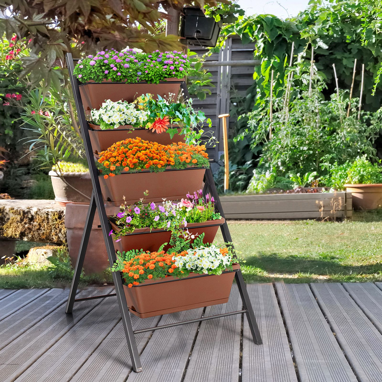 A garden transformation that feels both poetic and refined
